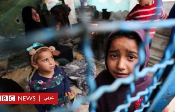 أخبار العالم : إغلاق المخابز يفاقم الأزمة الإنسانية في غزة، ومقتل وإصابة ألف طفل منذ استئناف الحرب على القطاع