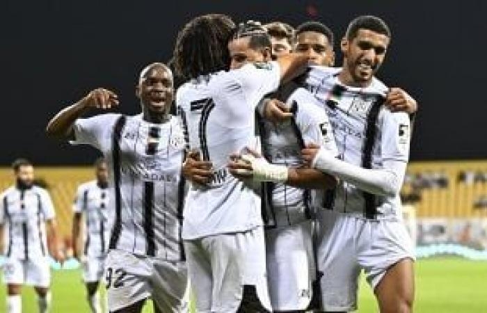 رياضة عالمية : محمد النني يقود الجزيرة أمام الشارقة فى نصف نهائى كأس رئيس دولة الإمارات