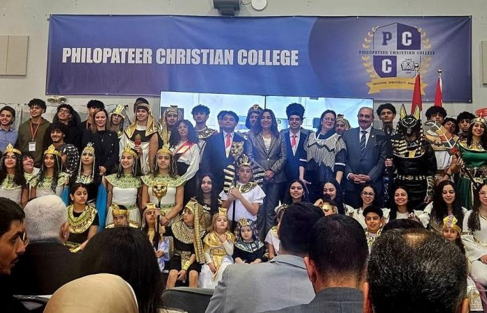 تقارير مصرية : وزيرة التنمية المحلية تشهد احتفالية "مصر دايماً معاك" بمدينة ميسيساجا الكندية