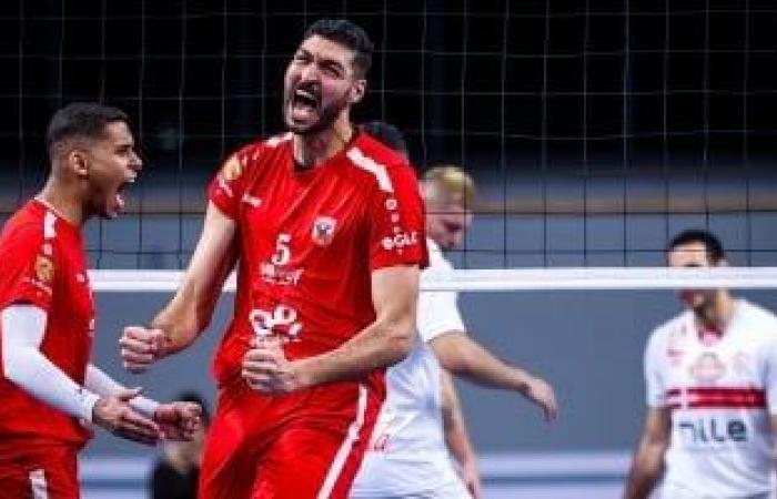 أخبار الرياضة : الأهلى يحصد الثلاثية التاريخية بعد فوزه على الزمالك فى نهائى كأس مصر للكرة الطائرة