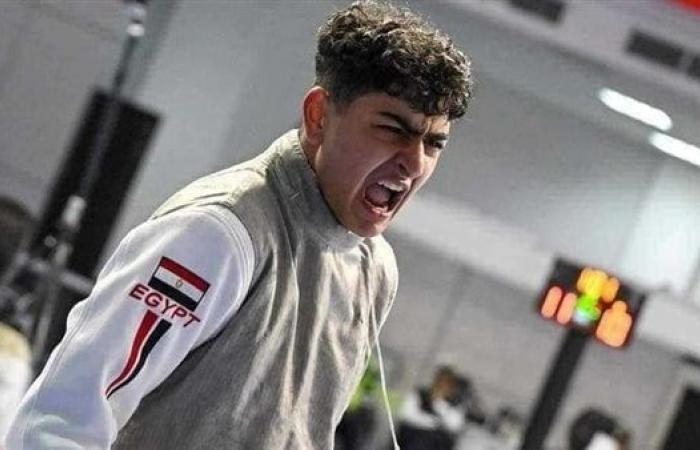 أخبار العالم : عبدالرحمن طلبة يتأهل لنصف نهائي سلاح الشيش ببطولة العالم للناشئين