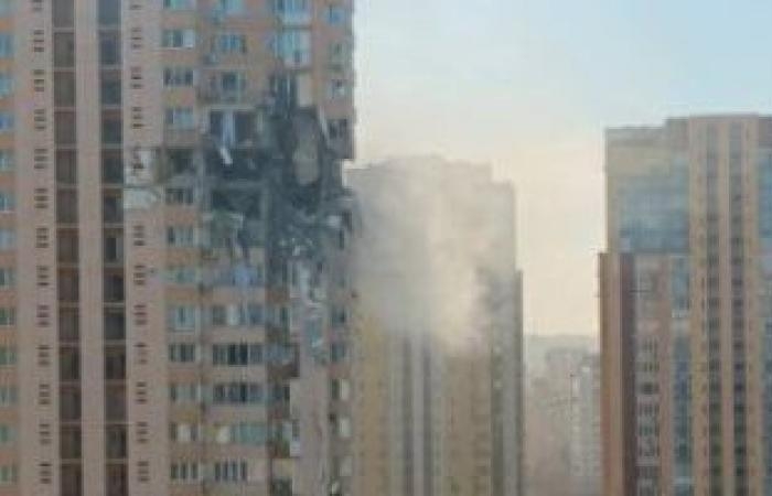 الأخبار العالمية : بريطانيا تعلن زيادة الدعم العسكرى لأوكرانيا بقيمة 450 مليون جنيه استرلينى