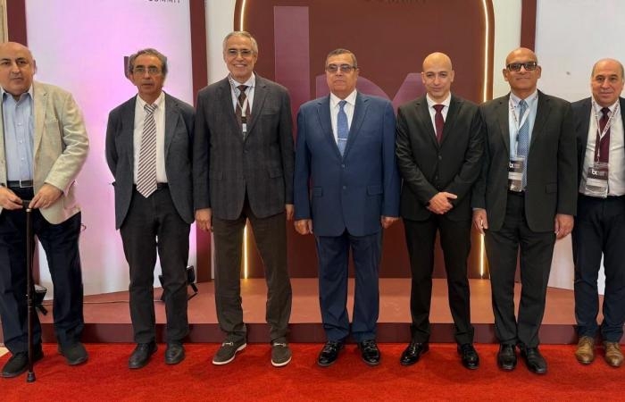 تقارير مصرية : مؤتمر علمى لجلاكسوسميثكلاين على هامش إطلاق تطعيم "بیكسیرو" أول تطعيم بمصر للوقاية من الالتھاب السحائي البكتیرى "ب"