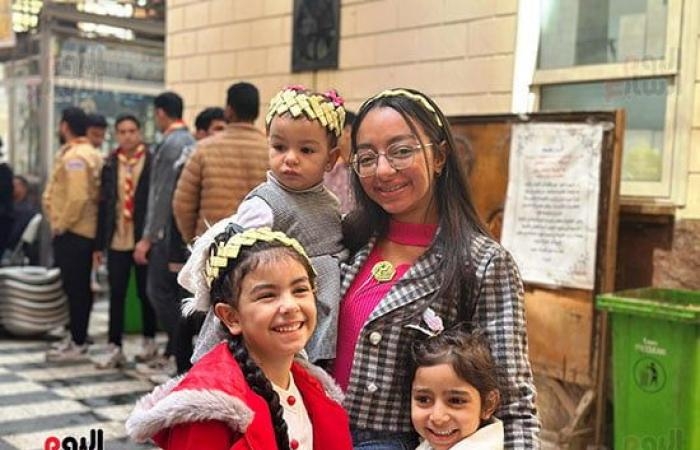 محافظات : "قداس وتيجان من سعف النخيل".. كنيسة الأنبا بيشوى ببورسعيد تحتفل بأحد الشعانين