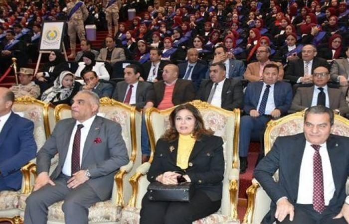 رئيس جامعة السادات تشهد ندوة تثقيفية رائدة تجمع 12 جامعة