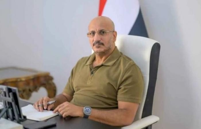 أخبار العالم : طارق صالح يدعو الحوثيين لتسليم صنعاء.. وقيادي حوثي يرد: إذا غضب الله على نملة أريشت
