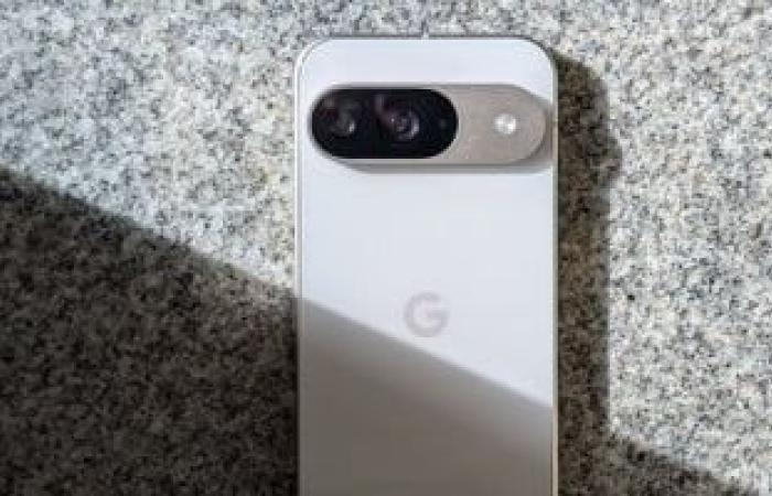 أخبار التكنولوجيا : Pixel Watch 4 بتصميم أكثر سُمكًا لتحسين عمر البطارية