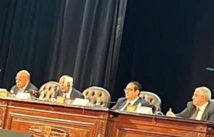 تقارير مصرية : مفيد شهاب: خلافنا مع إسرائيل حول مواقع تمثل 14 "علامة حدود" واستمرينا بالتفاوض