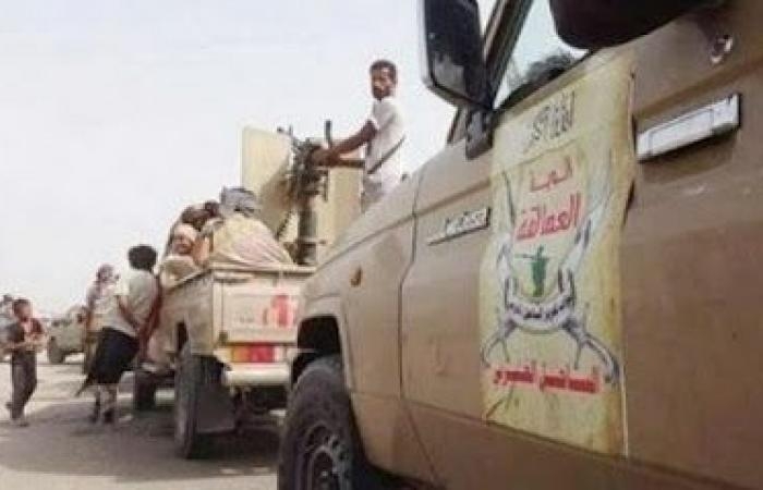 أخبار العالم : مجلة عسكرية: تحركات لقوات حكومية للسيطرة على مدينة الحديدة الساحلية (ترجمة خاصة)