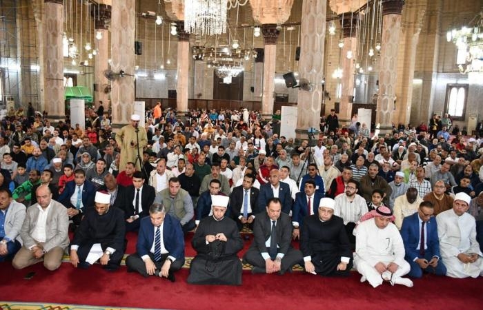 تقارير مصرية : وزير الأوقاف ومحافظ الإسكندرية يتفقدان تطوير ساحة مسجد أبي العباس المرسي