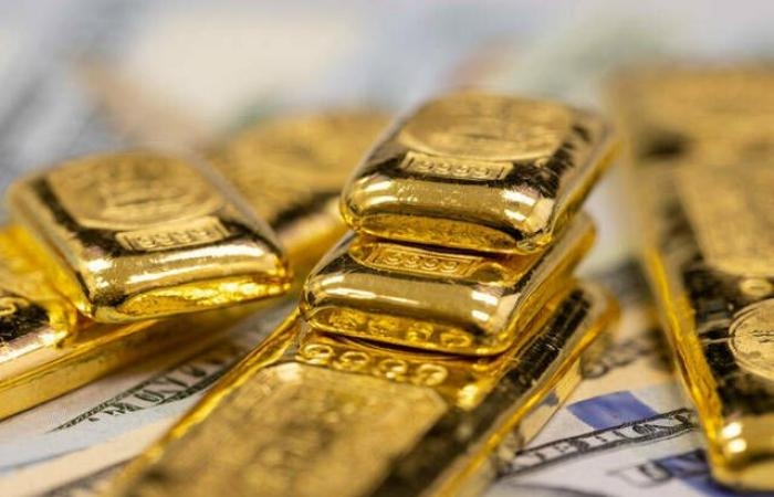 إقتصاد : الذهب يعكس مساره.. تدفقات قياسية من أمريكا إلى سويسرا هرباً من الرسوم