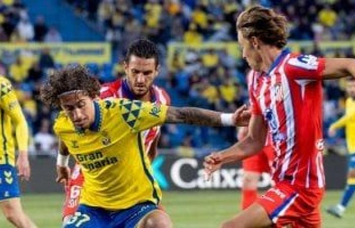 رياضة عالمية : أتلتيكو مدريد يسقط في الوقت القاتل أمام لاس بالماس بالدوري الإسباني