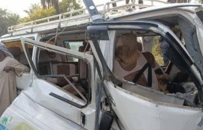 نافذة - مصرع شخصين وإصابة 12 آخرين فى حادث انقلاب ميكروباص بالدقهلية