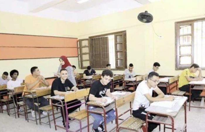 محافظ أسيوط: نعمل على تصحيح أخطاء الماضي في التعليم