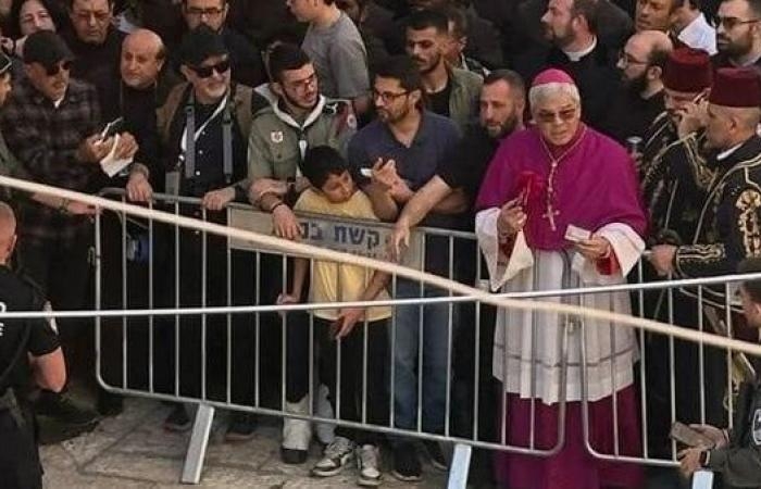 أخبار العالم : عاجل.. مستشار محافظ القدس: الاحتلال أغلق المدينة وحولها إلى ثكنة