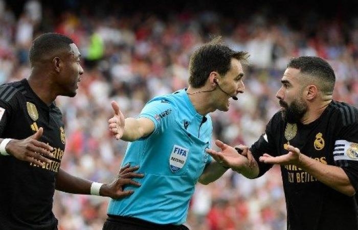 أخبار مصر : تحديد هوية حكم كلاسيكو الأرض بين برشلونة وريال مدريد في نهائي كأس الملك