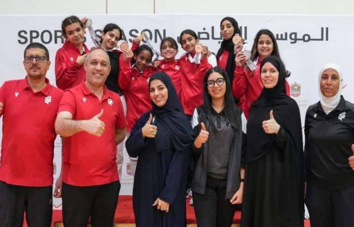 رياضة : 7 ميداليات لنادي الشارقة للمرأة في بطولة الاتحاد للمبارزة