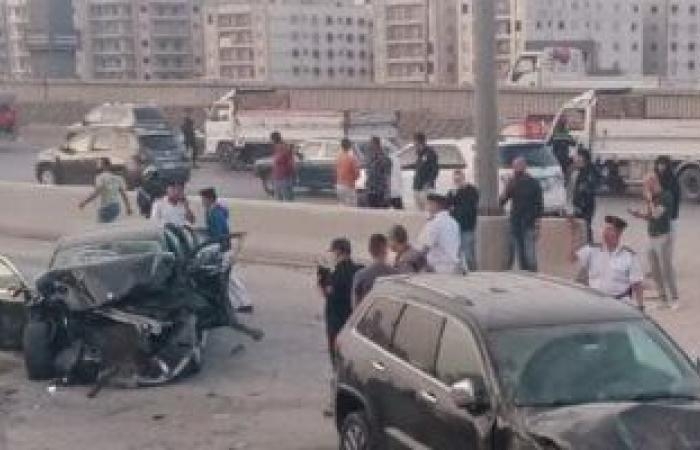 نافذة - إصابة 6 أشخاص فى حادث تصادم 3 سيارات ملاكى بالفيوم