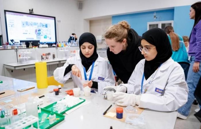 أخبار العالم : «التربية» تنظم مخيماً تدريبياً للطلبة في روسيا الاتحادية