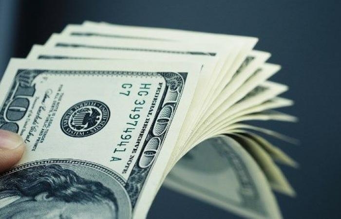 أخبار مصر : سعر الدولار يتراجع في 19 بنكا اليوم