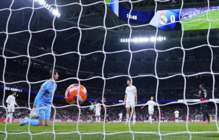 رياضة : فتح تحقيق بحق مدافع ريال مدريد بسبب فيديو مع قاصر