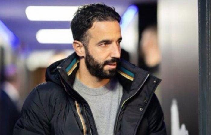 مدرب مانشستر يونايتد: جميع اللاعبين لديهم فرصة للمشاركة بنهائي الدوري الأوروبي