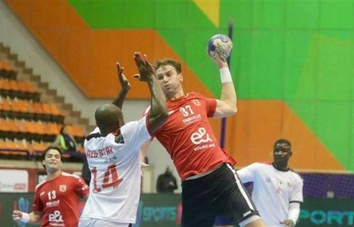 أخبار العالم : يد الأهلى يفتتح كأس الكؤوس الأفريقية باكتساح بطل كوت دى فوار
