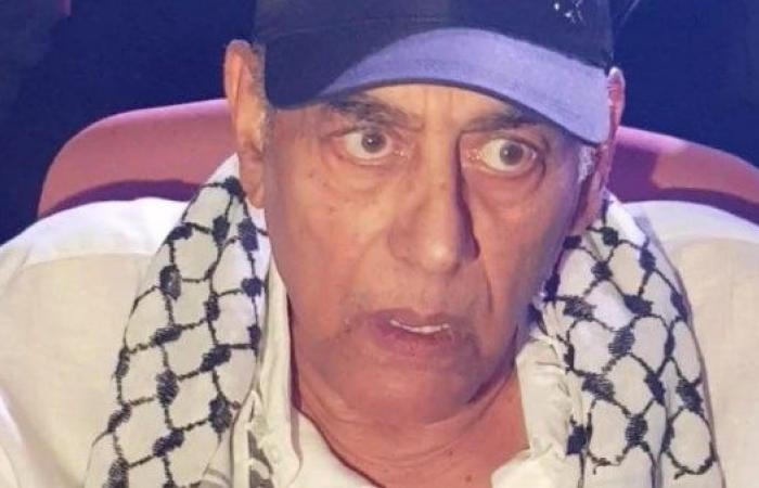 أخبار مصر : أحمد بدير بالشال الفلسطيني في مهرجان العودة السينمائي بالأوبرا