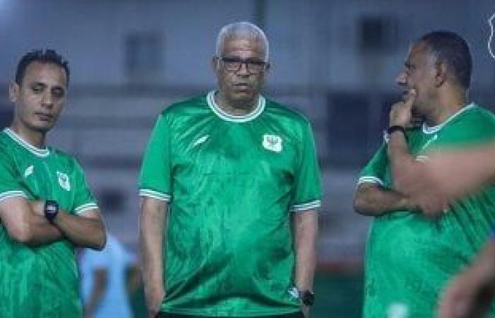 أخبار الرياضة : ميمى عبد الرازق يشكل جهازا فنيا مؤقتا لقيادة المصرى ويجتمع باللاعبين غدا
