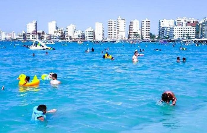 عالم المرأة : 4 أبراج بتخلي تجمعات العيلة في المصيف لها طعم.. يحبوا الضحك واللعب