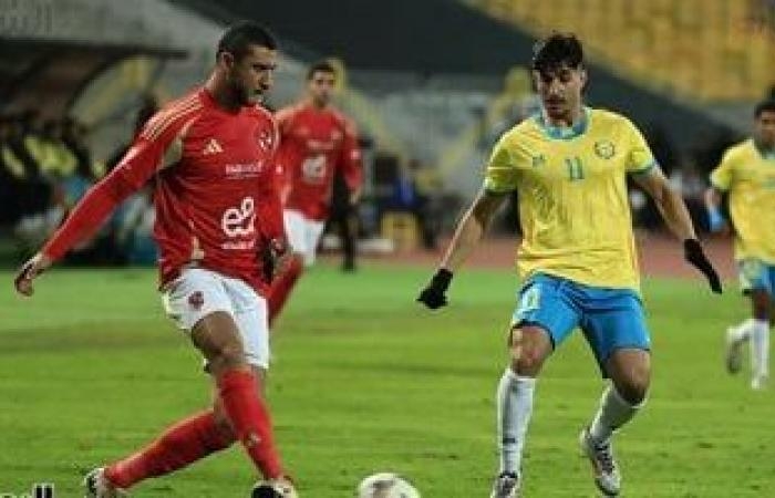 أخبار الرياضة : هل تنتهى "العداوة المصطنعة" بين الأهلي والإسماعيلى بعد إلغاء الهبوط؟