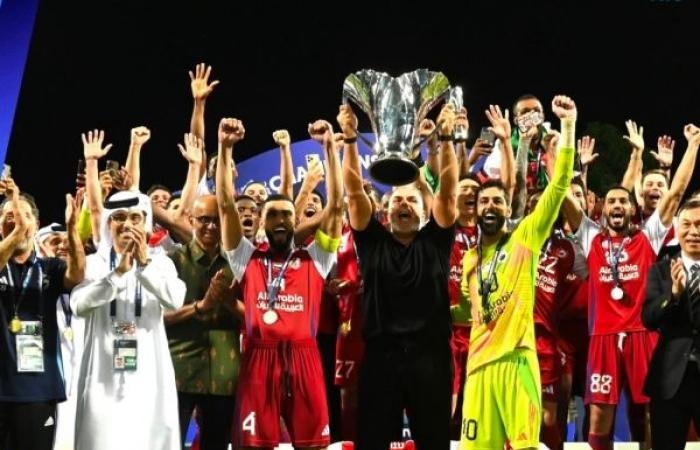 رياضة : الشارقة الإماراتي يهزم ليون سيتي السنغافوري ويتوج بلقب "دوري أبطال آسيا 2"