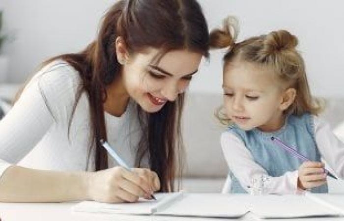 صحة وطب : إزاى تدعم ابنك خلال فترة الامتحانات.. 5 نصائح للآباء والأمهات