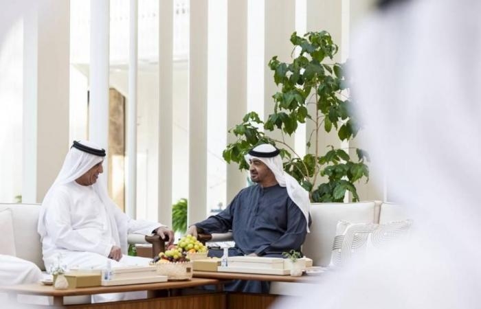 أخبار العالم : محمد بن زايد وسعود بن صقر يبحثان شؤون الوطن والمواطن