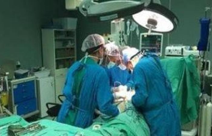 محافظات : إنقاذ شاب مصاب بطعنة نافذة بالقلب فى المستشفى الجامعى بسوهاج الجديدة