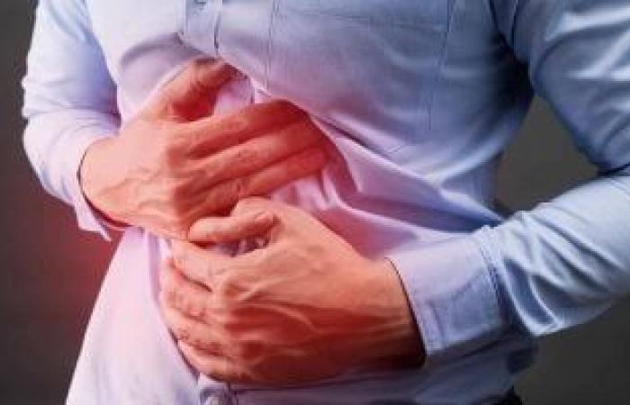 صحة وطب : الشاى والقهوة يزيدان أعراض القولون العصبى.. هل يجب التوقف عنهما؟