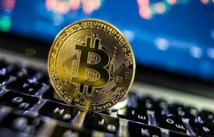 إقتصاد : وسط موجة تقلبات عنيفة.. "بيتكوين" تحقق ارتفاعاً أسبوعياً بنسبة 5.3%