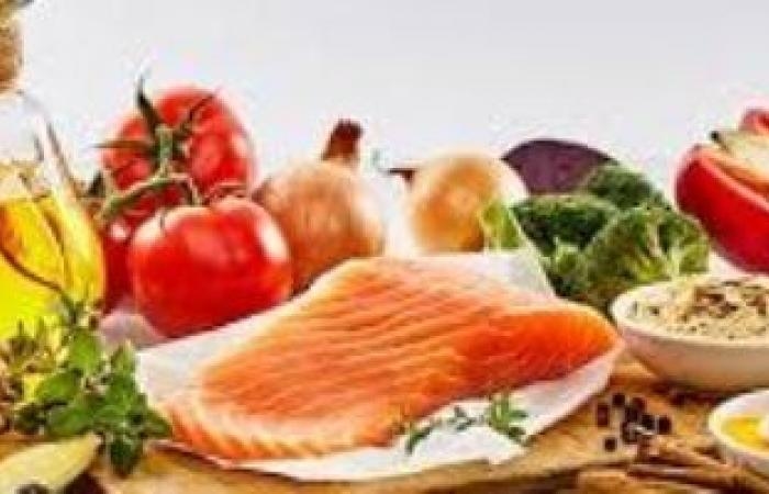صحة وطب : طبيب أطفال يقدم الغذاء الأمثل للطفل