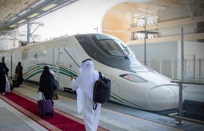 إقتصاد : قطار الحرمين السريع ينفّذ 140 رحلة يوميًّا لنقل أكثر من مليوني حاج