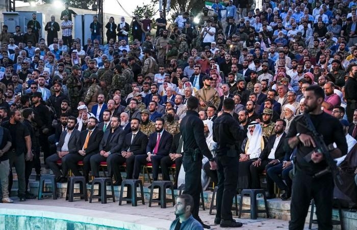أخبار العالم : أحمد الشرع.. لقطات الحماية المشددة حوله في حلب ترصدها الكاميرا