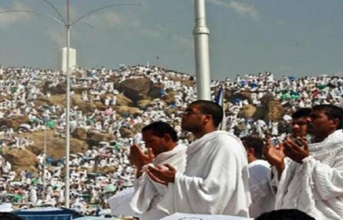 إقتصاد : 1300 حاج من 100 دولة يصلون مكة ضمن برنامج ضيوف خادم الحرمين الشريفين