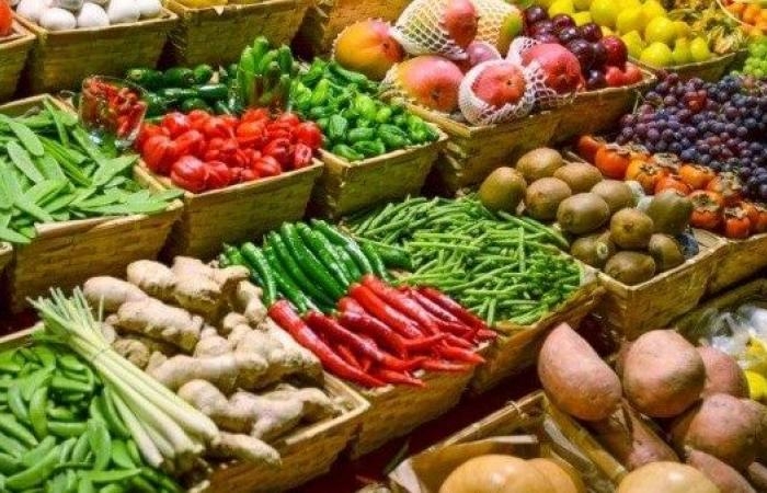 أخبار مصر : كيلو الطماطم بـ8 جنيهات.. أسعار الخضروات والفاكهة في سوق العبور اليوم