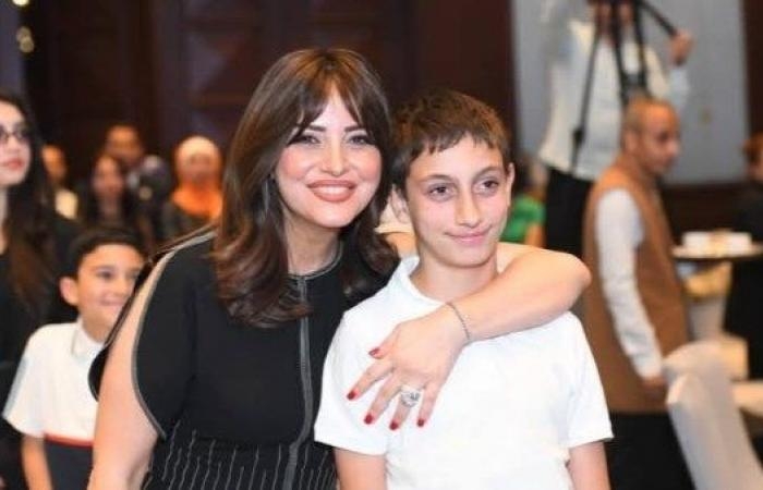 أخبار مصر : بحضور نجلها.. ريهام عبدالغفور تحصد جائزة حقوق الإنسان عن «ظلم المصطبة»