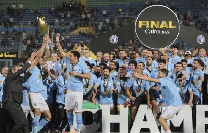 رياضة : بيراميدز المصري يتوج بلقب دوري أبطال أفريقيا للمرة الأولى في تاريخه