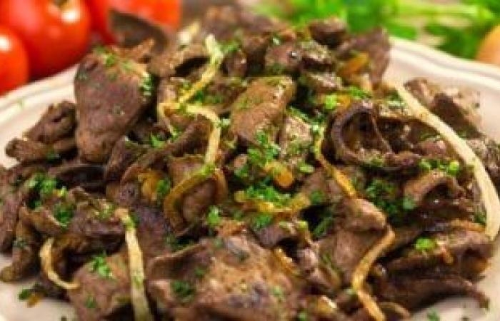 صحة وطب : أكلة حلوة وفوائد كاملة.. الطريقة الصحية لطهى الكبدة فى العيد