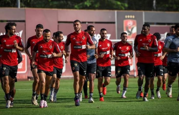 أخبار مصر : «مش عايز تمثيل مشرف بس».. خالد أبو بكر يحفز لاعبى الأهلي قبل مونديال الأندية