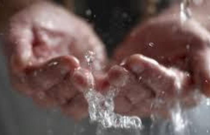 أخبار مصر : دعاء الوضوء لصلاة الفجر.. 8 كلمات تبيض وجهك يوم تسود الوجوه