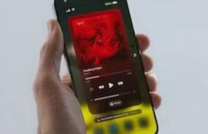 أخبار التكنولوجيا : هل ينهي iOS 26 احتكار Apple Music للأغلفة المتحركة؟