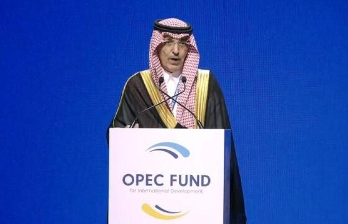 إقتصاد : وزير المالية السعودي: نحذّر من السياسات غير الواقعية المتعلقة بانبعاثات الطاقة