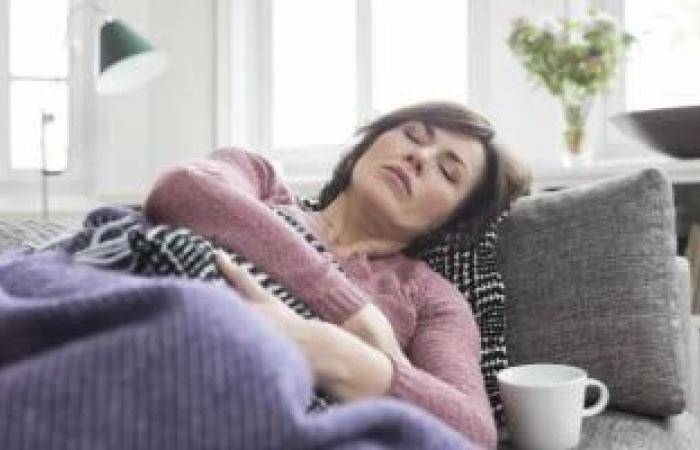 صحة وطب : مع التحذيرات من متحورات جديدة.. أنماط لأخرى لأعراض كورونا فى المعدة